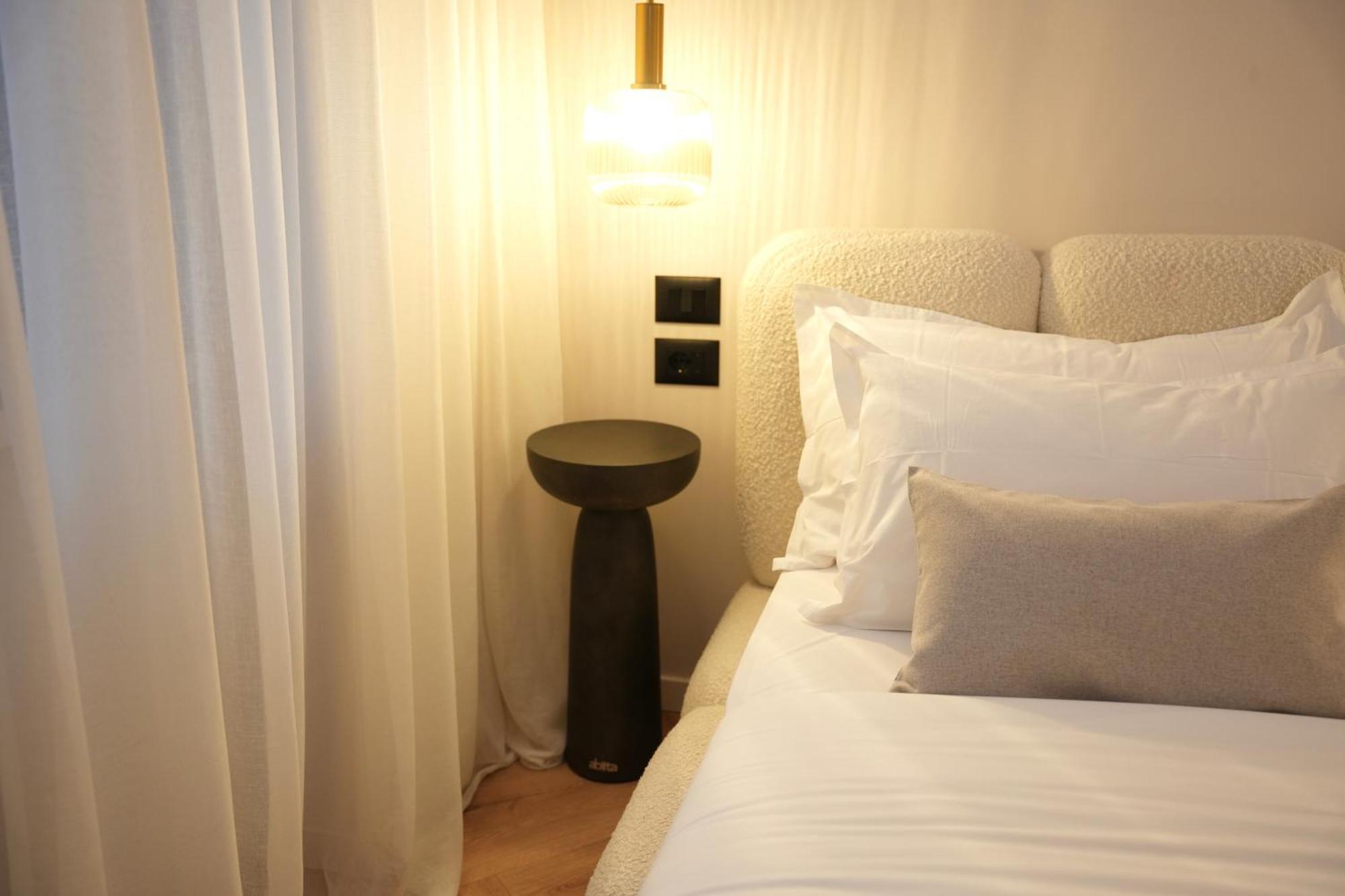 Nea Deluxe Apart-Hotel Тирана Екстериор снимка