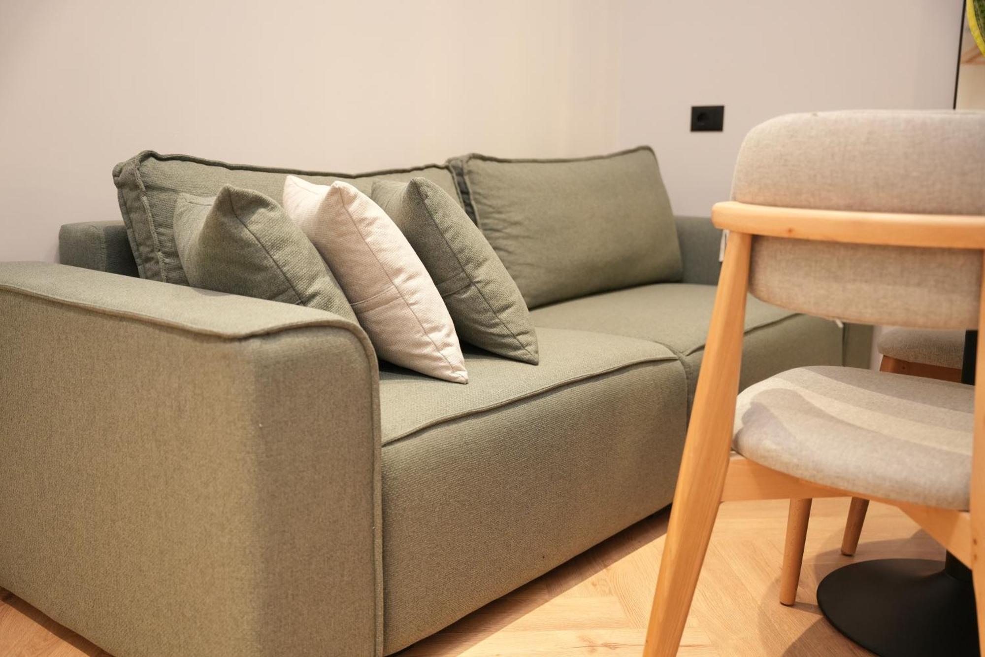 Nea Deluxe Apart-Hotel Тирана Екстериор снимка