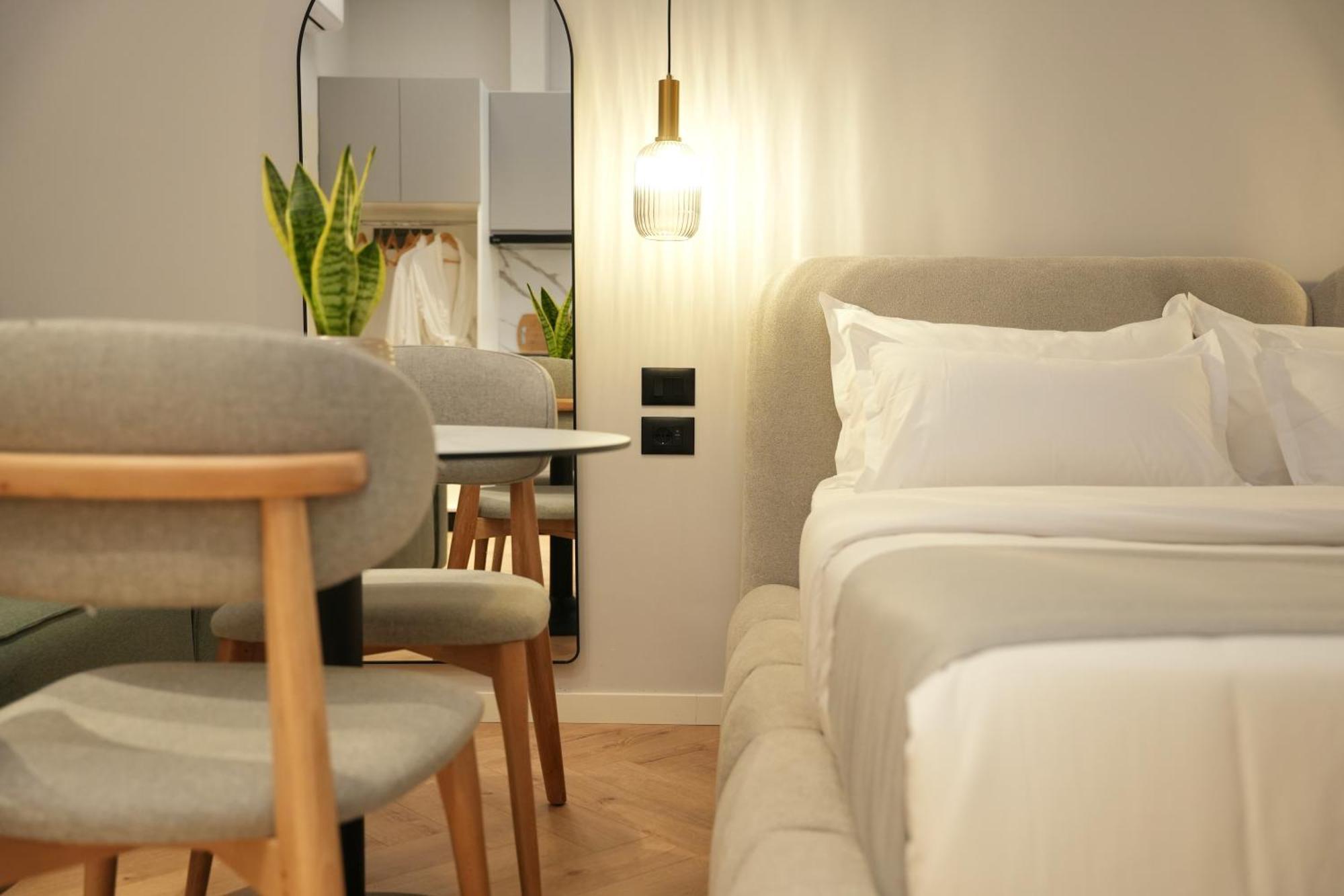 Nea Deluxe Apart-Hotel Тирана Екстериор снимка