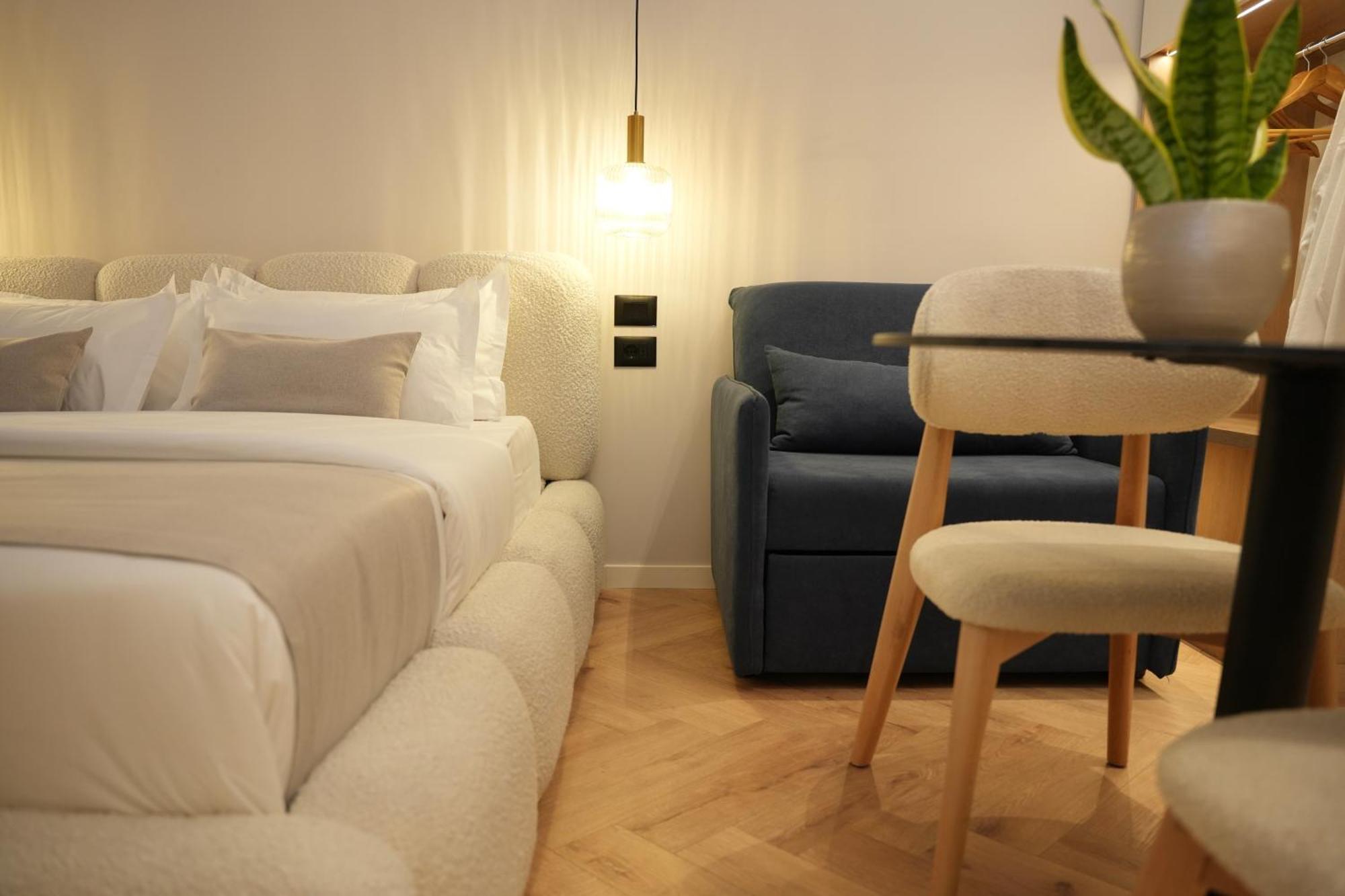 Nea Deluxe Apart-Hotel Тирана Екстериор снимка